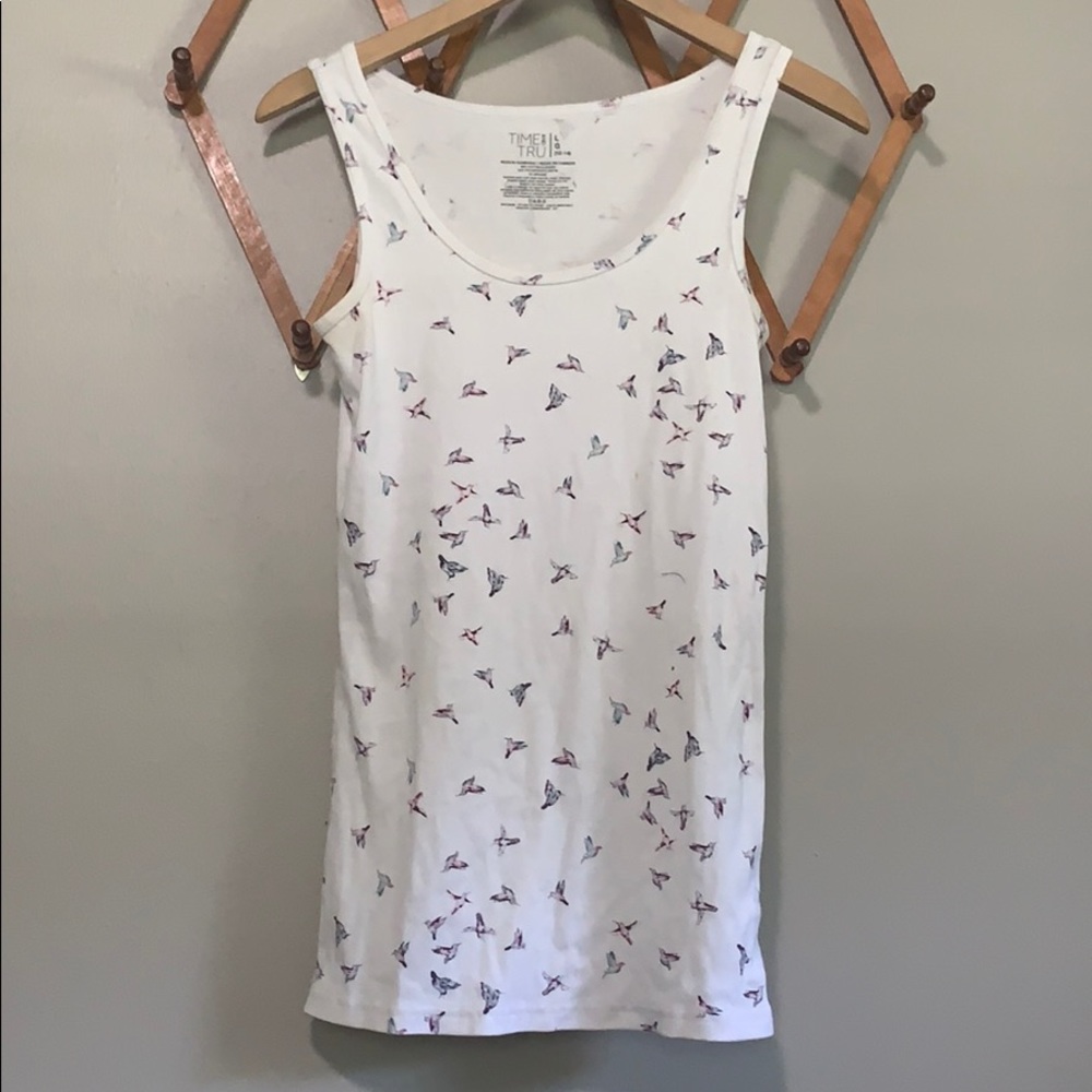 Hummingbird print white tank top